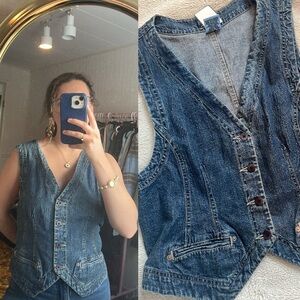 Vintage trendy denim vest